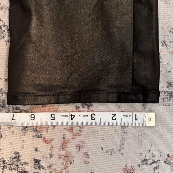 Express Shiny Faux Leather Pants Super Hi-Rise - Size 6 Regular - Picture 11 of 16